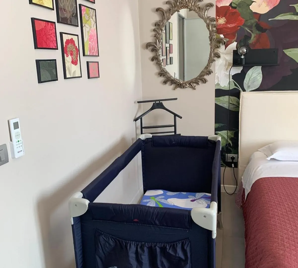 Suite Mela Verona 0*,