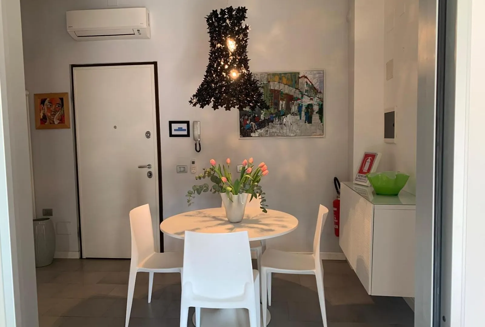Apartment Suite Mela Verona Italy