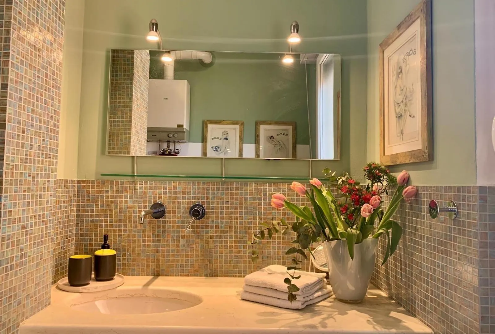 Apartment Suite Mela Verona Italy